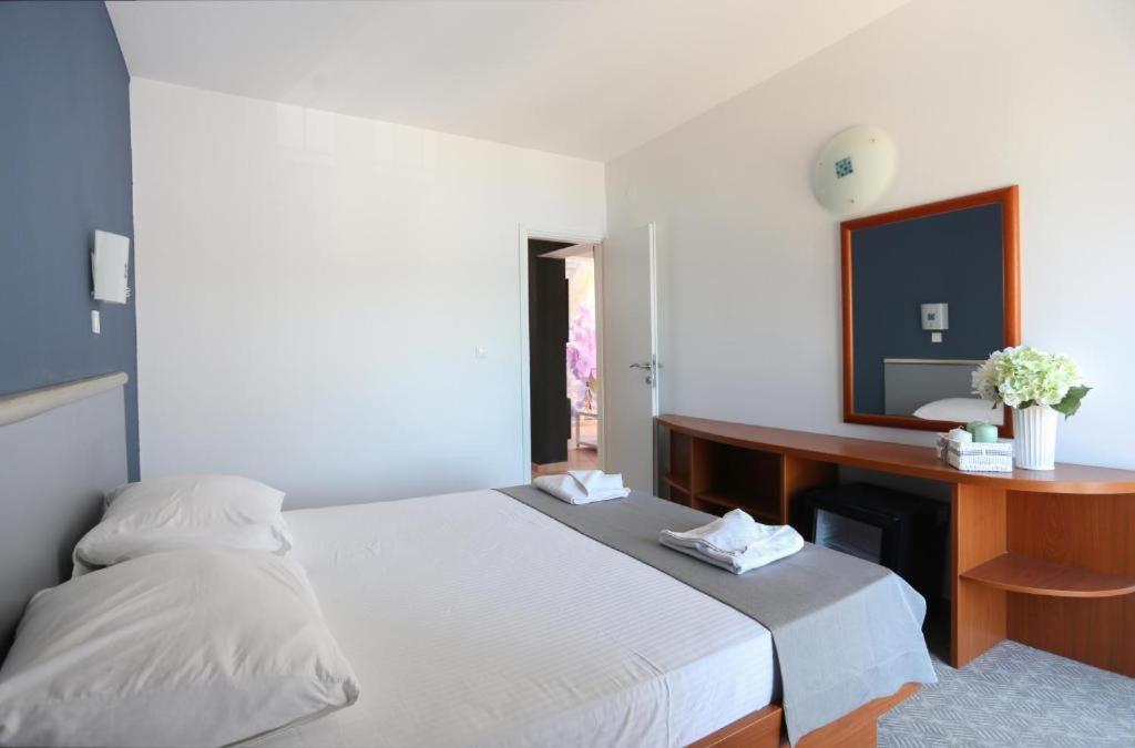 Hotel لومباردا المظهر الخارجي الصورة